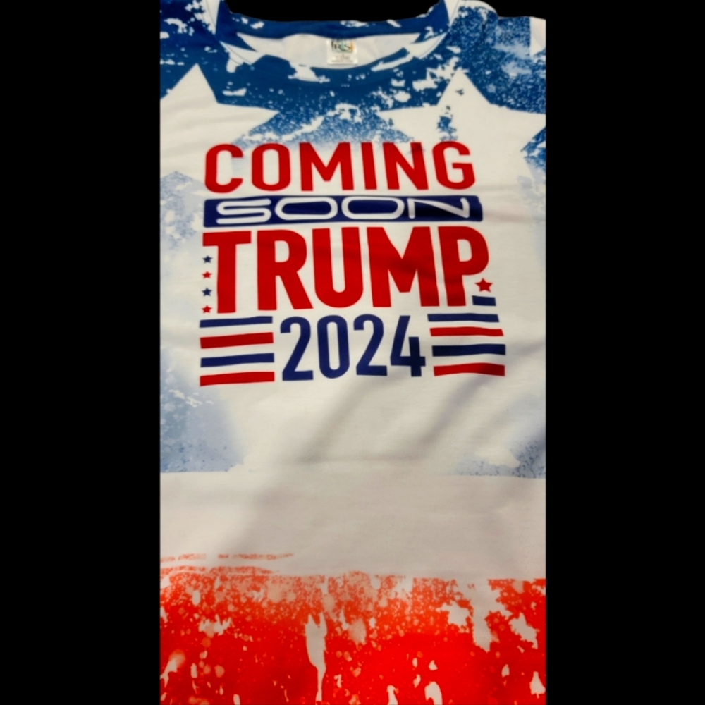 NWT Unisex Large Coming Soon T Shirt